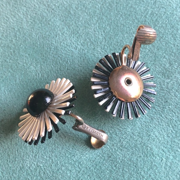 Vintage MARVELLA earrings - Picture 5 of 8